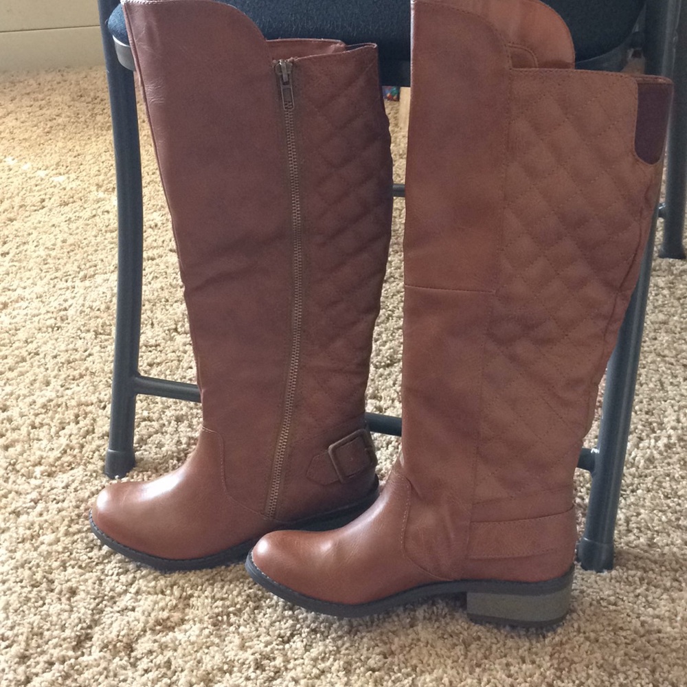 Cognac Boots